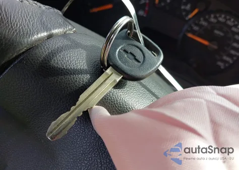 2005 Chevrolet Colorado from USA, damaged, VIN 1GCCS198058187707